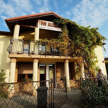 מאלבורק Pokoje I Apartamenty Pod Akacjami מראה חיצוני תמונה
