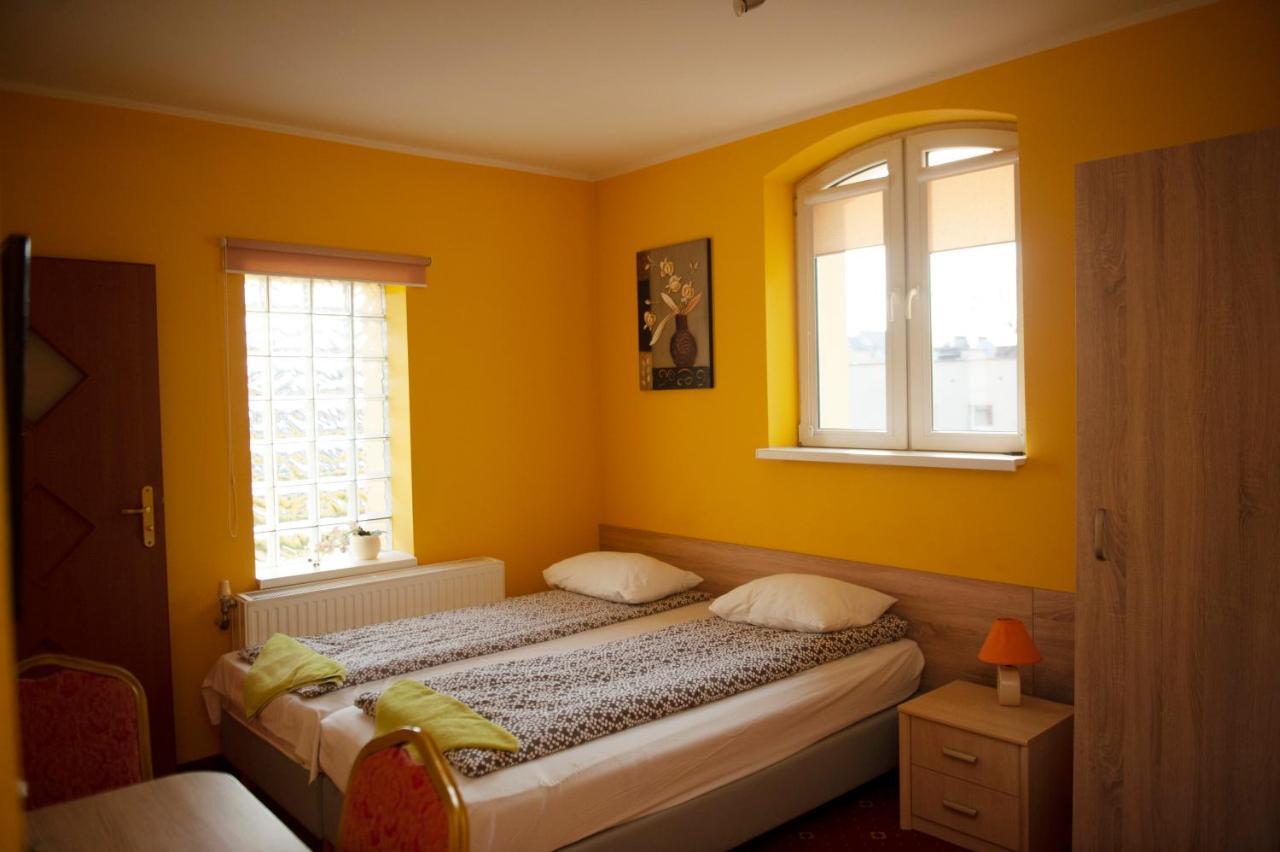 מאלבורק Pokoje I Apartamenty Pod Akacjami מראה חיצוני תמונה